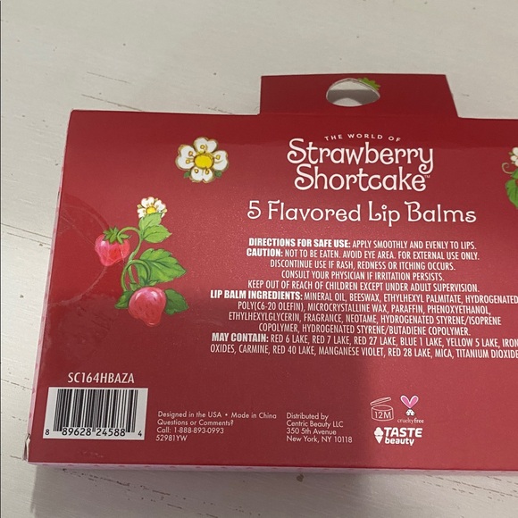 Strawberry Shortcake Flavored Lip Balms - 5 Piece - Picture 4 of 5